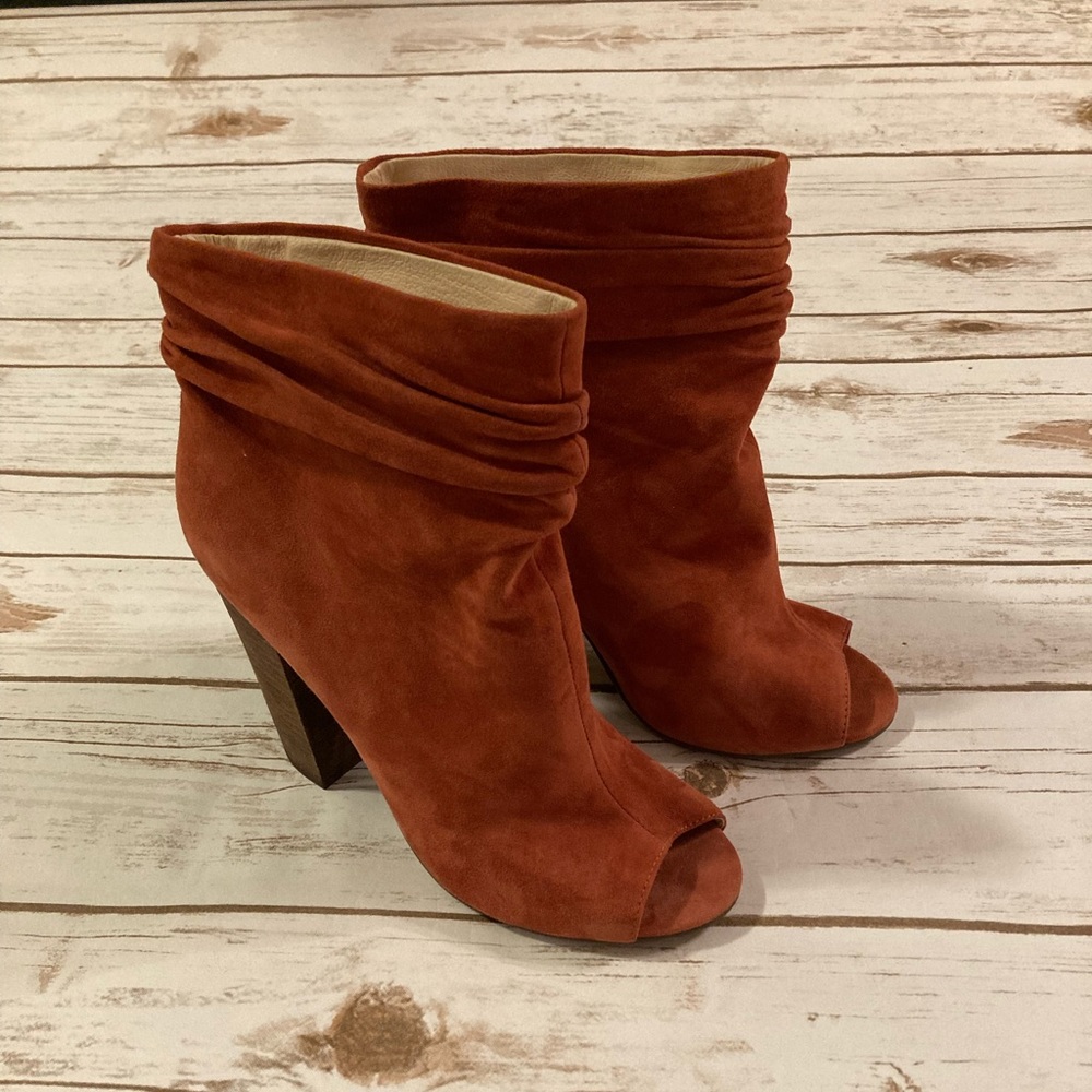 Chinese Laundry By Kristen Cavalleri Booties 9